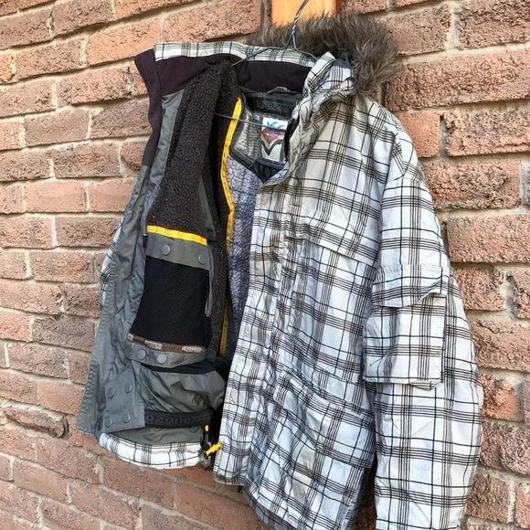 Unisex Winter Jacket - Ripzone - Picture 4 of 16